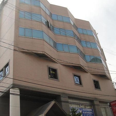 โฮเต็ล นิว โมกามิยะ Hotel ยามากาตะ ภายนอก รูปภาพ